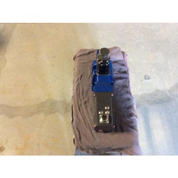 Rexroth Mexico USA Hydraulics servo valve, # 4WRDU 16 W200L-52/6L15K9/VR, rebuilt #7 image