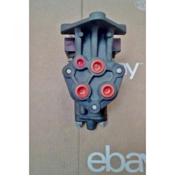 Rexroth Japan USA RelayAir ValveP62482-110 R431006065 #2 image