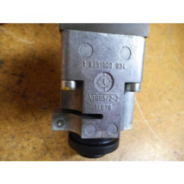 Bosch Korea India 0811404119 4WRP 6E-28S-1X/G24Z4/M Valve W/ 0831006057 Coil 9VDC 2,45A #5 image